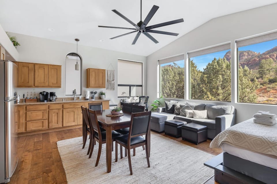 Mammoth Rock Retreat Villa-Sleeps 4 Villa in Sedona