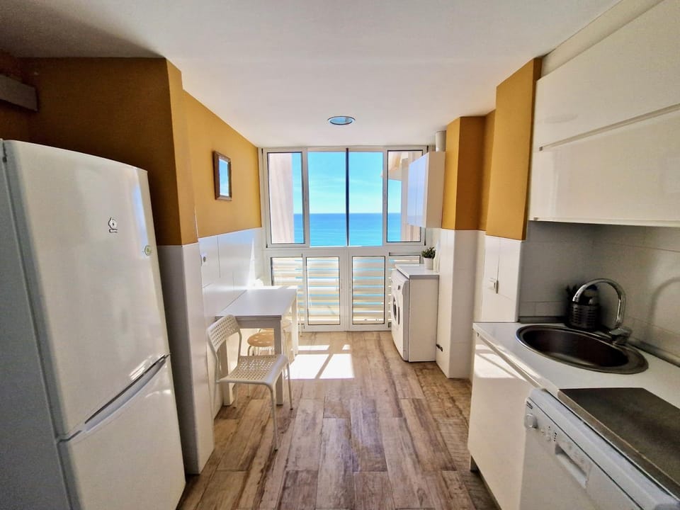 SR Malagueta Beach Front Wonderful Sea View Apartment in Malaga