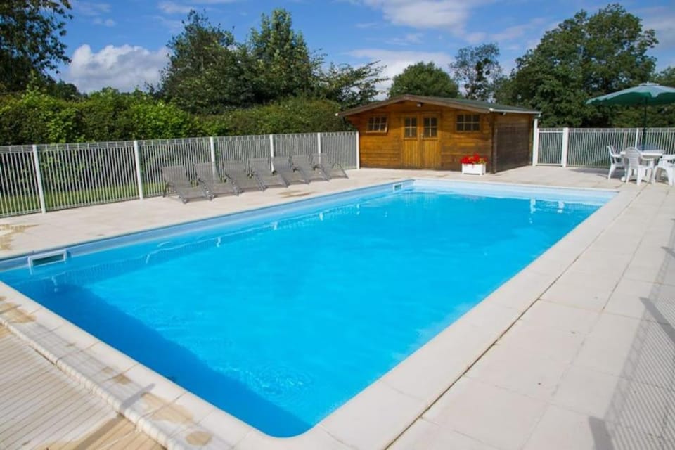 Pool view, Swimming pool