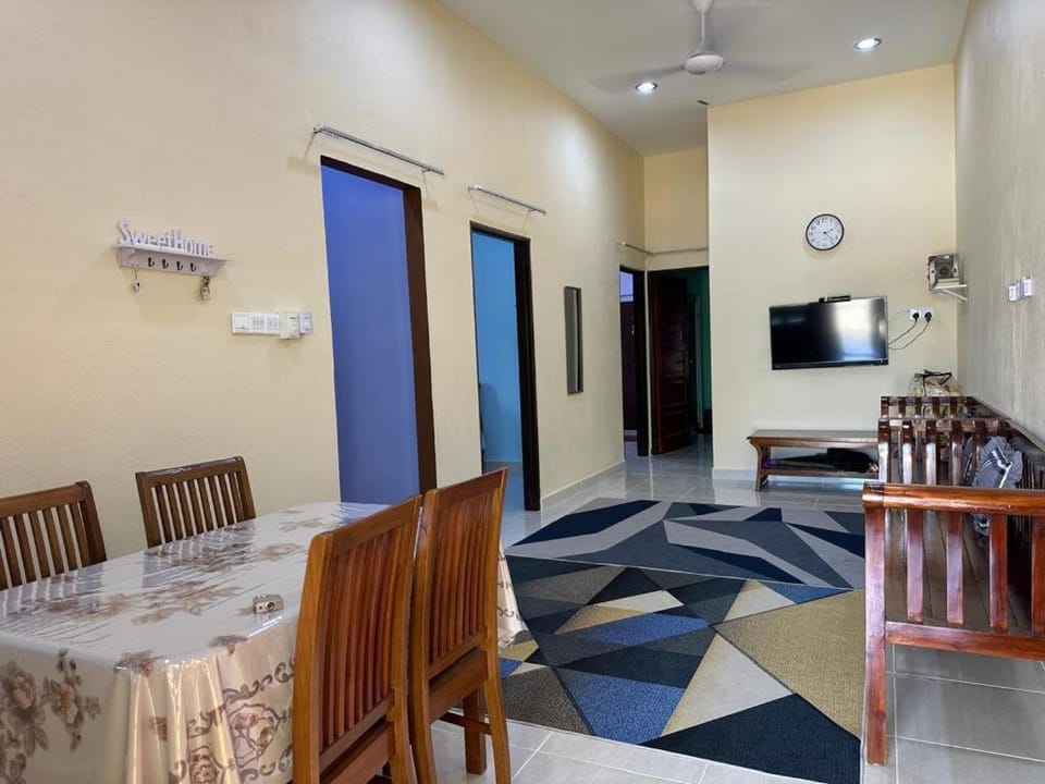 Homestay Haji Noor Bed and Breakfast in Malaysia