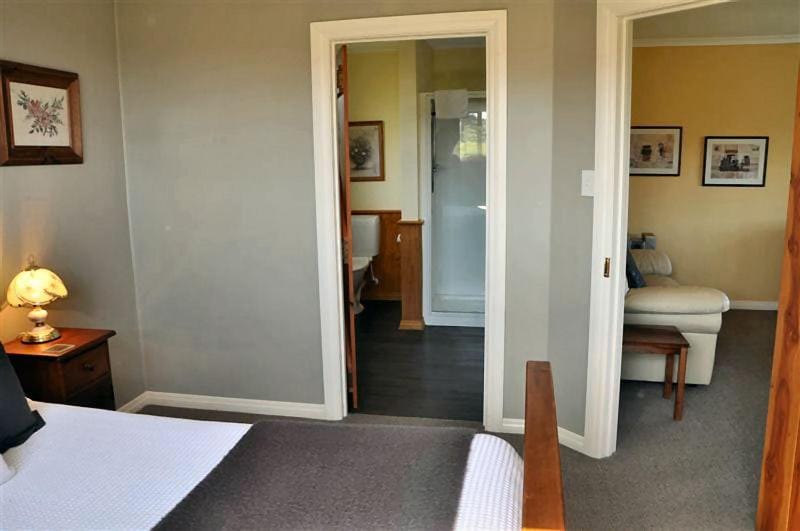 Blue Thistle Cottages House in Te Anau