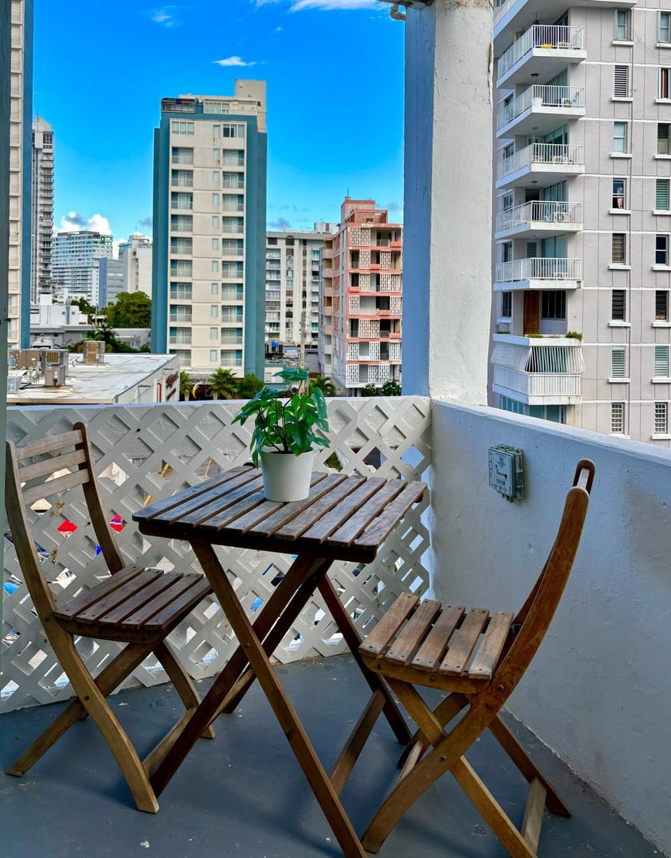Balcony/Terrace, Seating area, City view