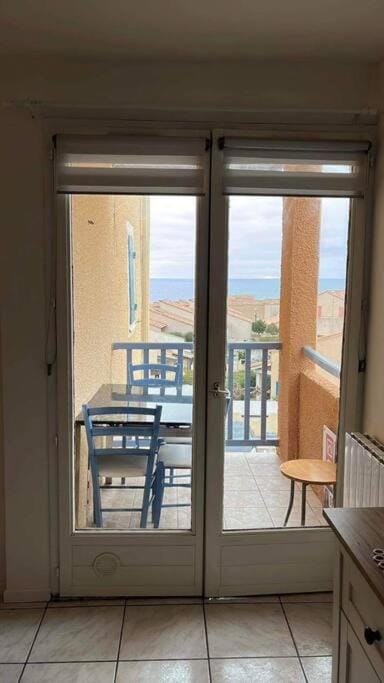 Appartement avec vue sur la mer Apartment in Fleury
