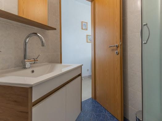 Roza Apartment in Baška Voda