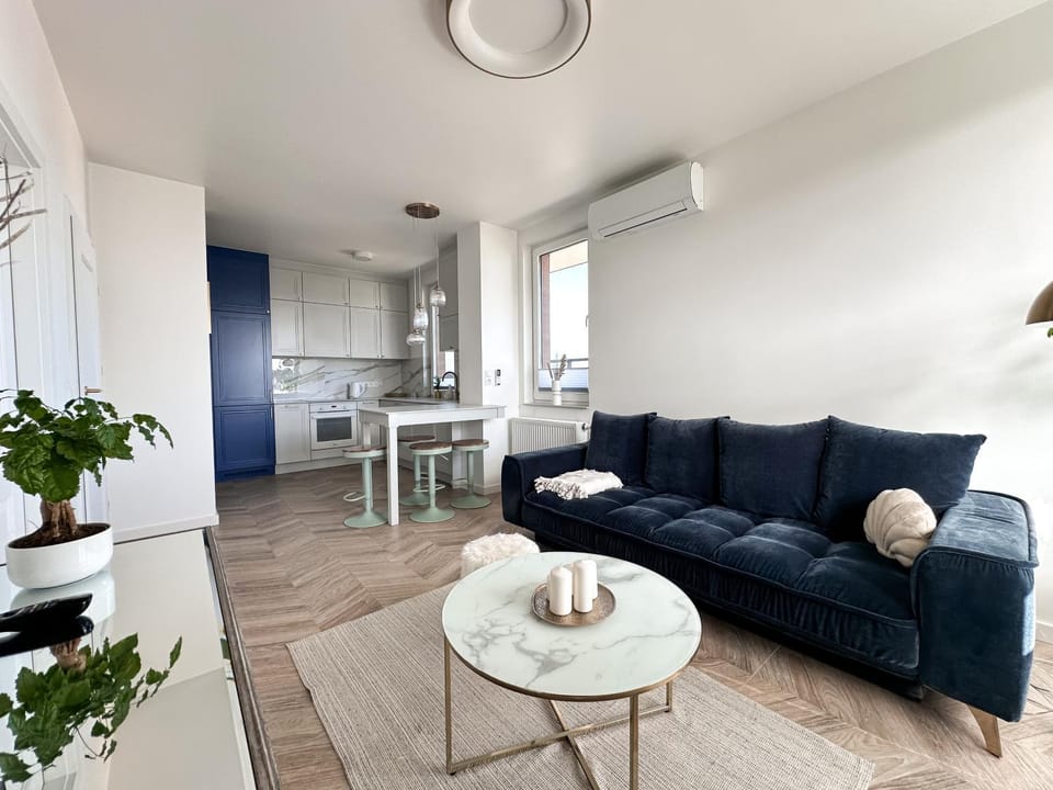 Living room, Seating area, air conditioner