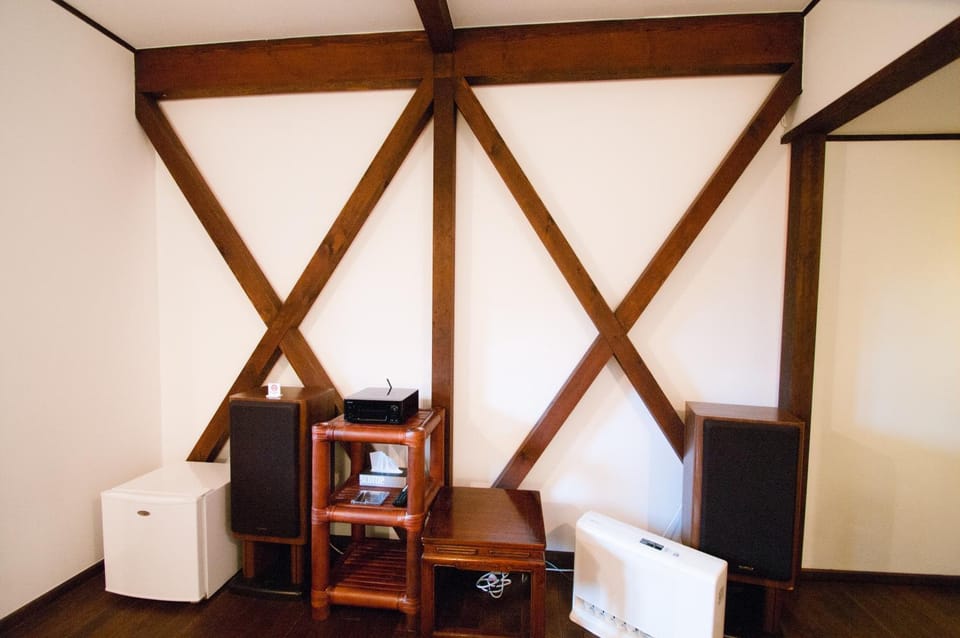 TV and multimedia, Decorative detail, Bedroom