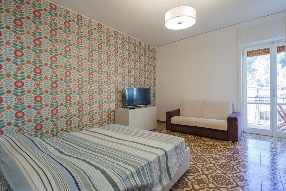 A casa Maiori 50 mt dal mare Apartment in Maiori