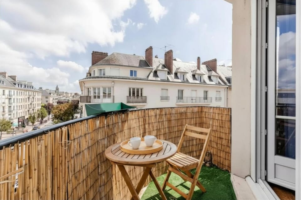 Caen Hypercentre Vue Chateau Confort Apartment in Caen