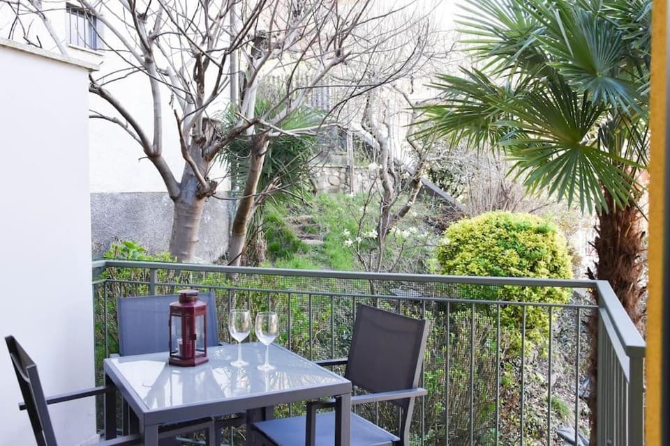 Day, View (from property/room), Balcony/Terrace, Balcony/Terrace, Garden view