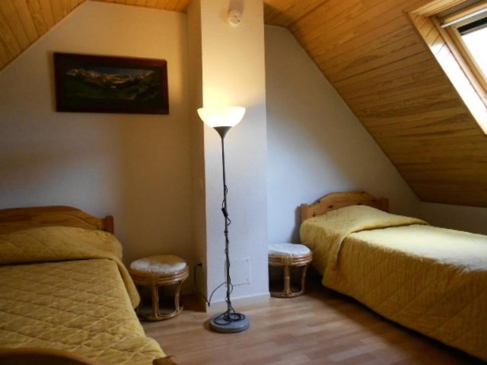 Résidence Pre St Jacques - Appartement 6/8 personnes au village de VIGNEC MAE-6284 Apartment in Saint-Lary-Soulan