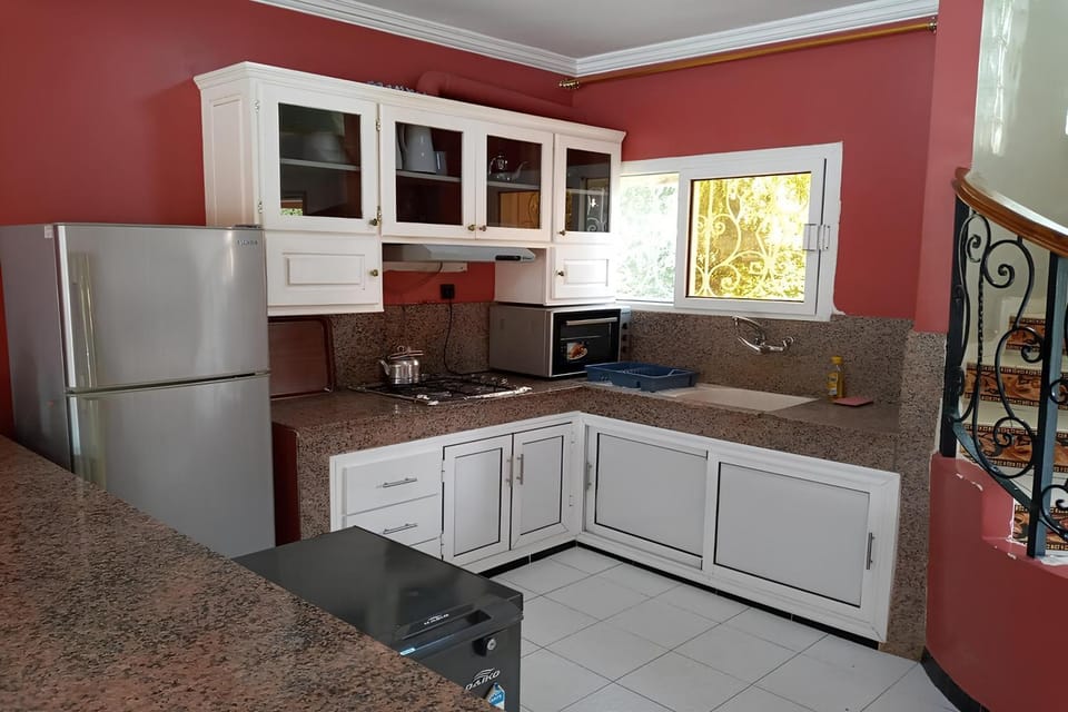 Kitchen or kitchenette, dishwasher, pet friendly, stove