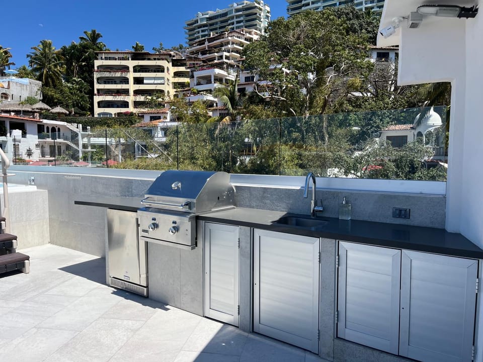 Vidalia - Modern Condos with Rooftop Terrace and Gym Apartment hotel in Puerto Vallarta