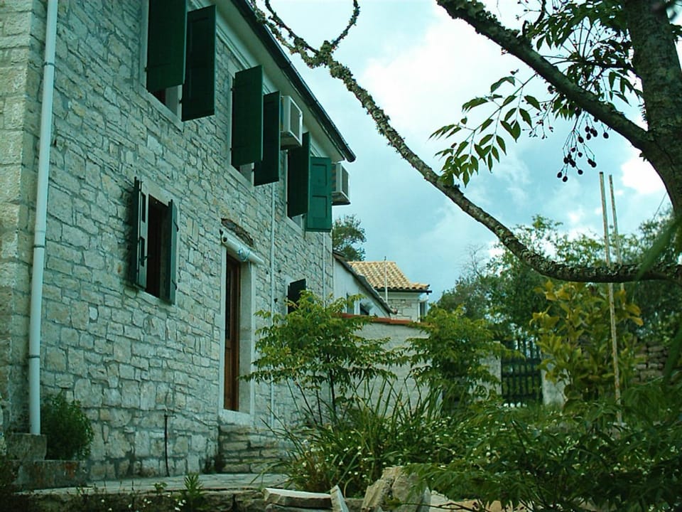 Facade/entrance, Natural landscape