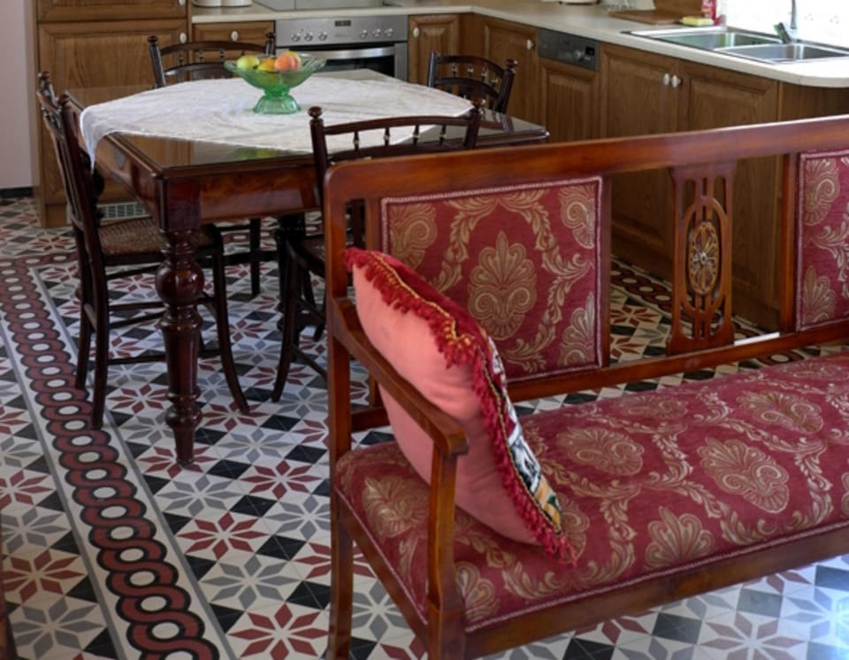 Kitchen or kitchenette, Living room, Dining area