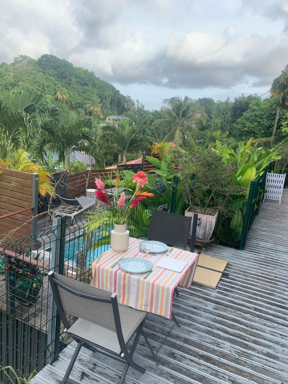 T2 Beausoleil Apartment in Les Abymes
