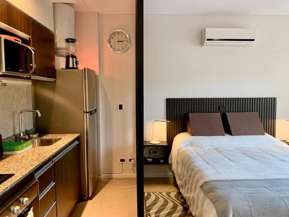 Bed, Kitchen or kitchenette, Photo of the whole room, heating, oven, air conditioner
