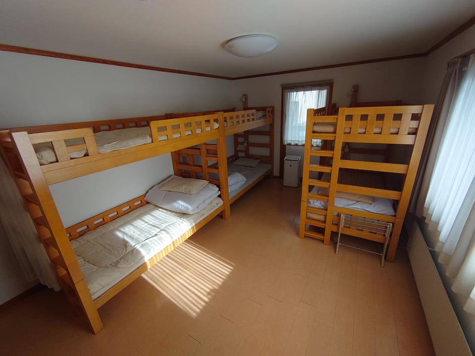 bunk bed