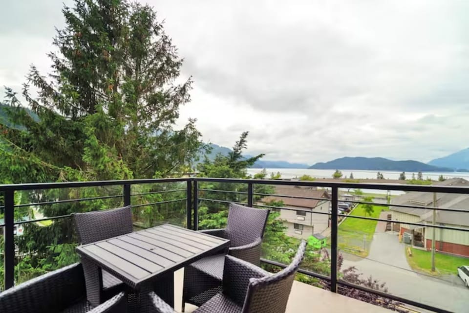 Patio, Balcony/Terrace