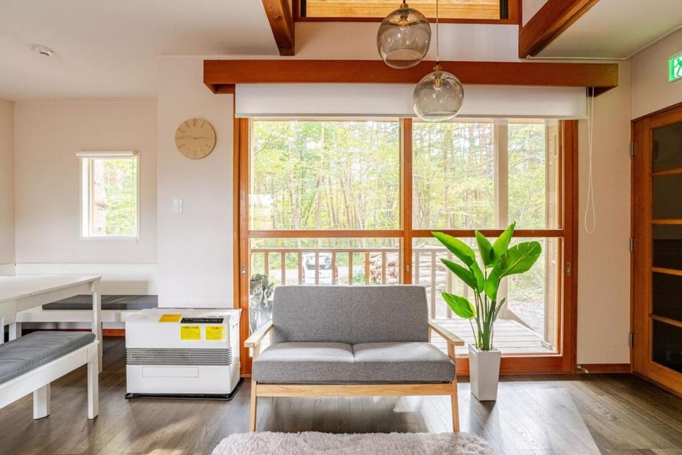 Origami Chalet - Riverside Villa in Hakuba