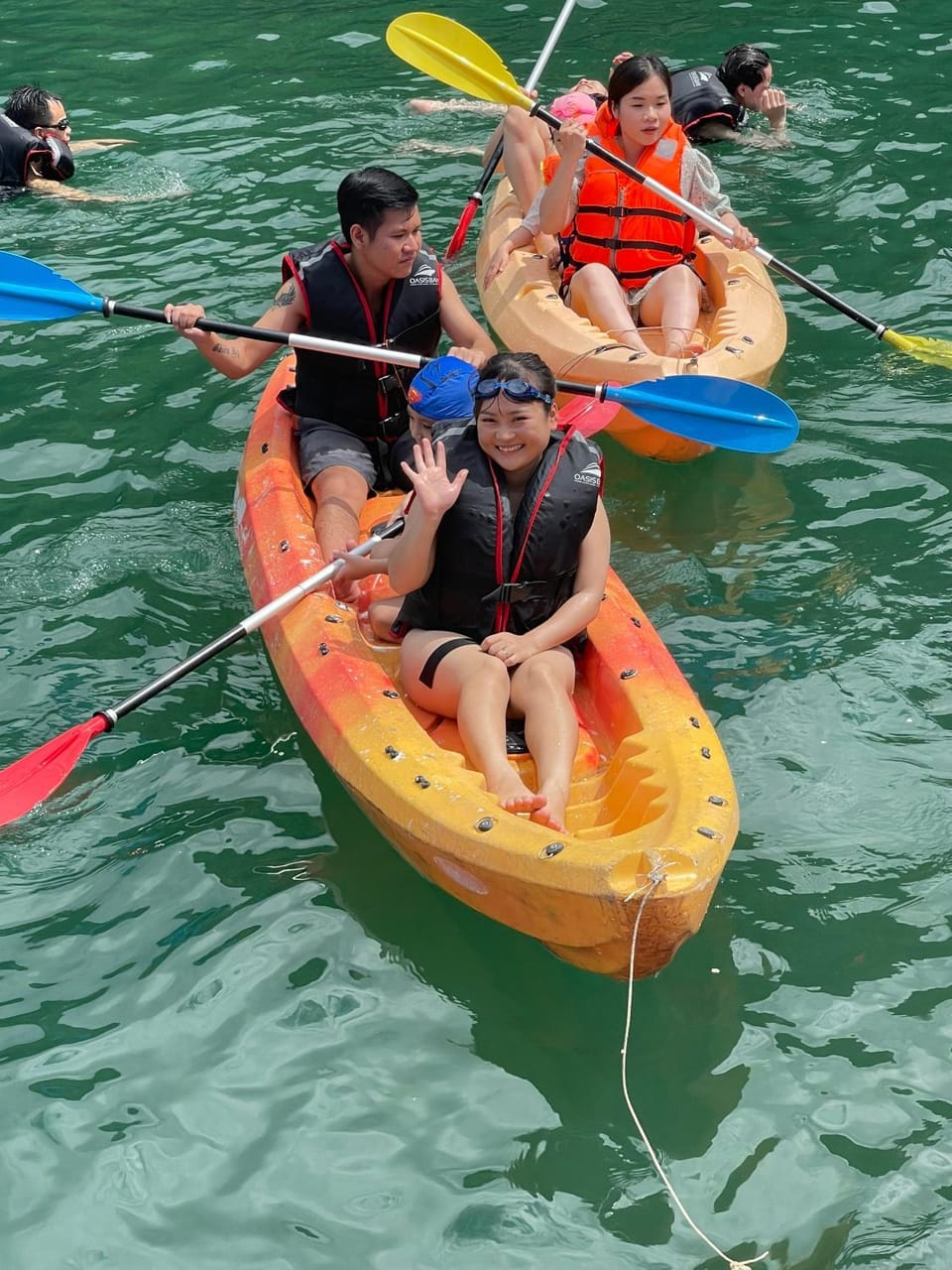 Day, Natural landscape, Activities, Lake view, group of guests
