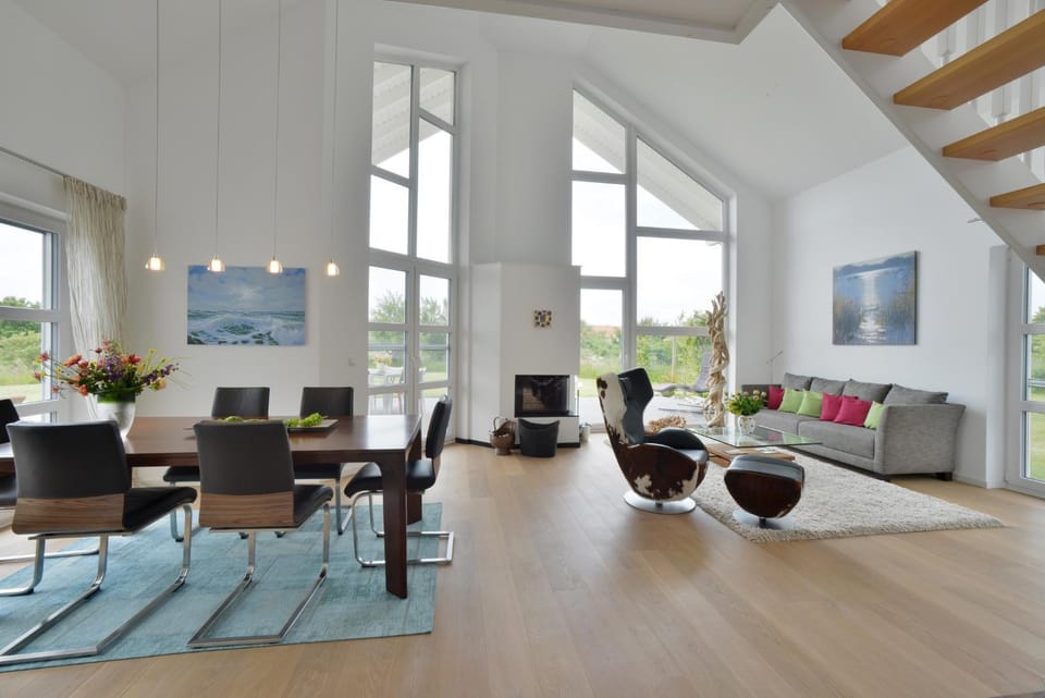 Living room, Food