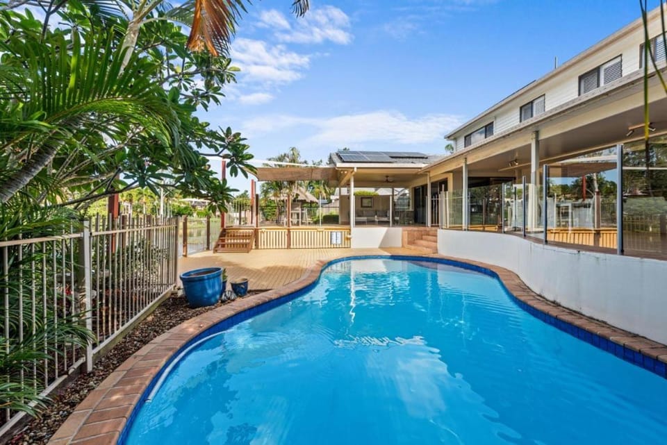 Patio, Pool view, Swimming pool