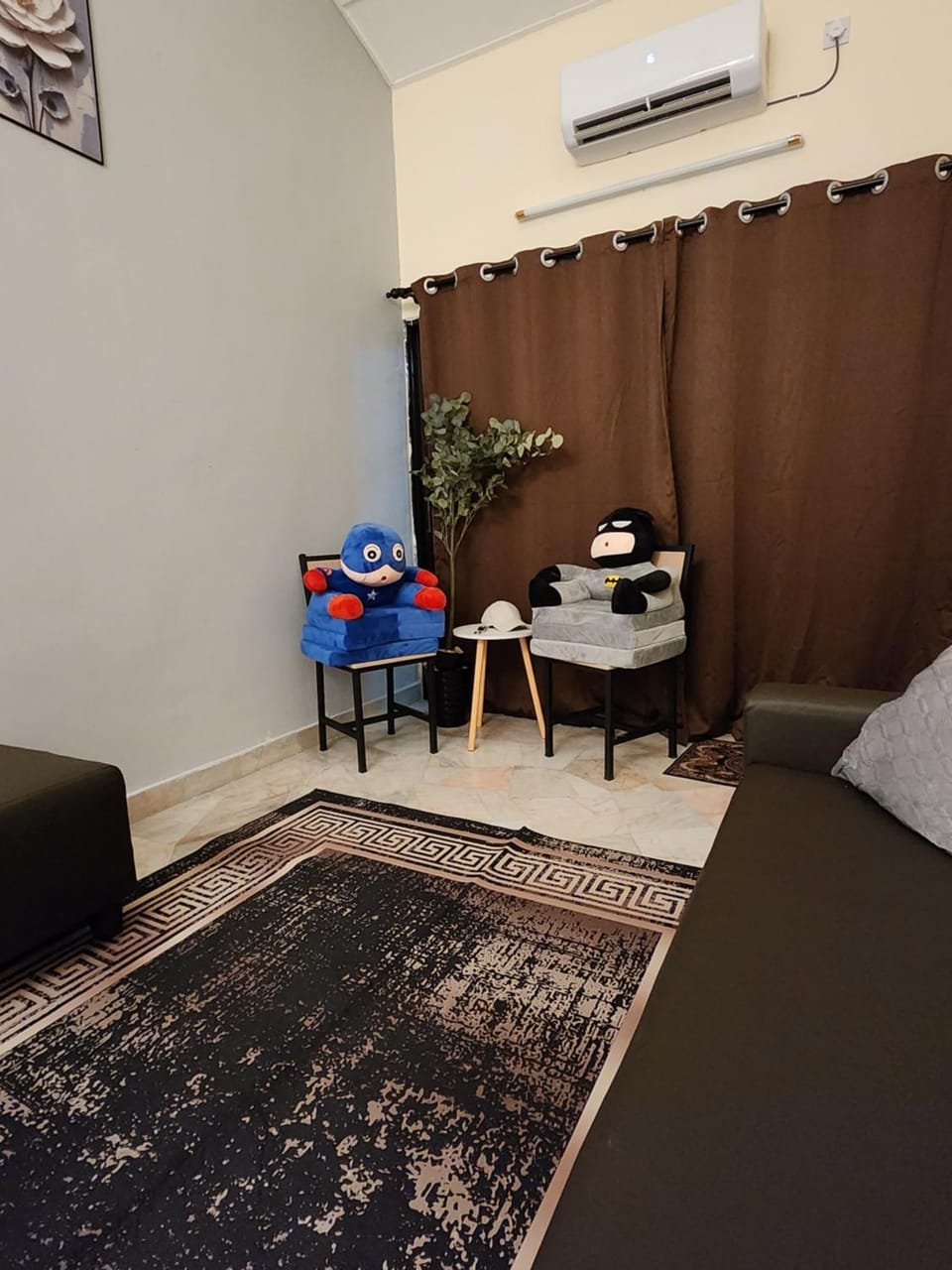 Bed, Living room, Photo of the whole room, Seating area, Dining area, Bedroom, air conditioner