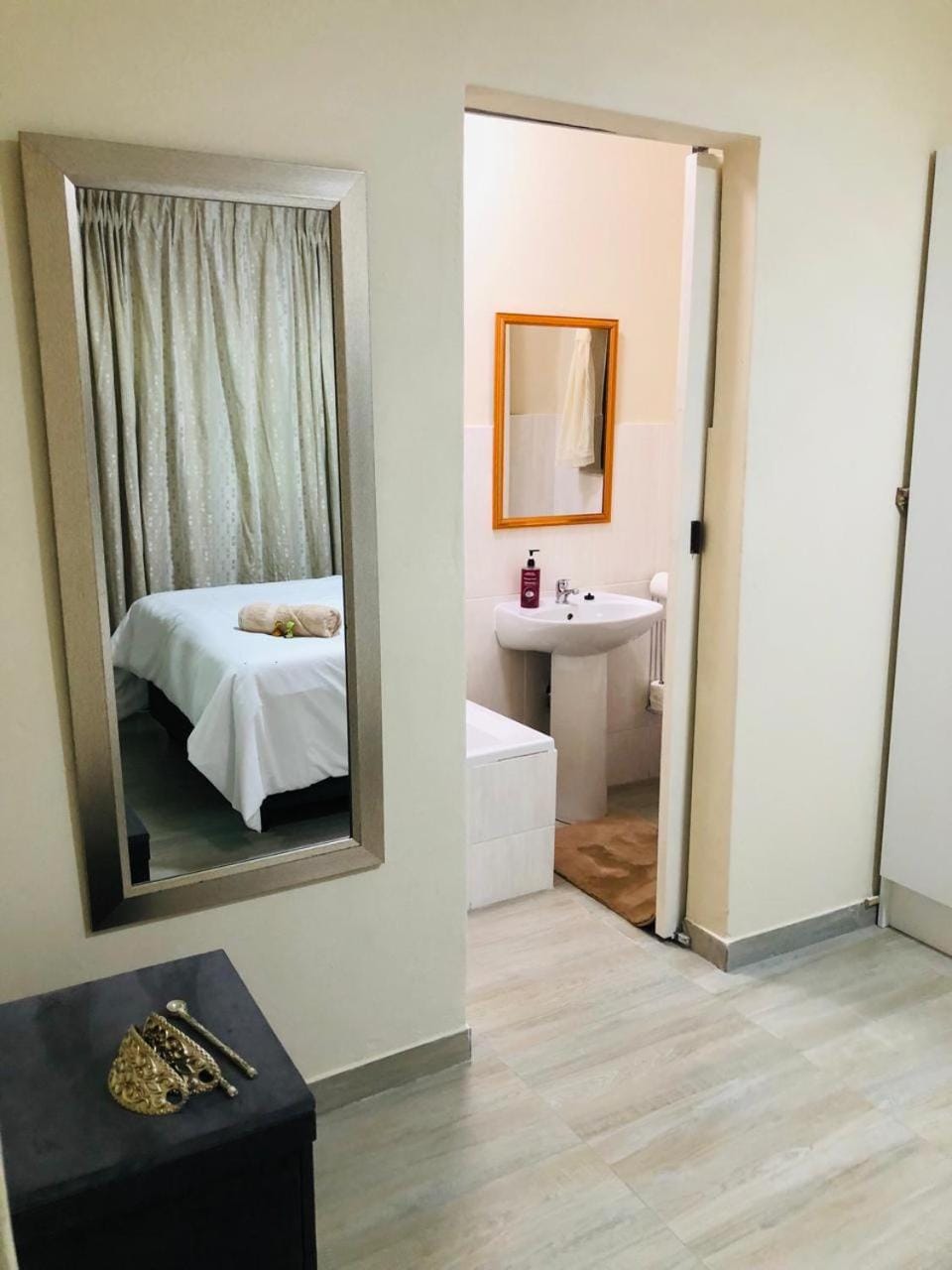 Peshline Guest House Unit 3 Bed and Breakfast in South Africa