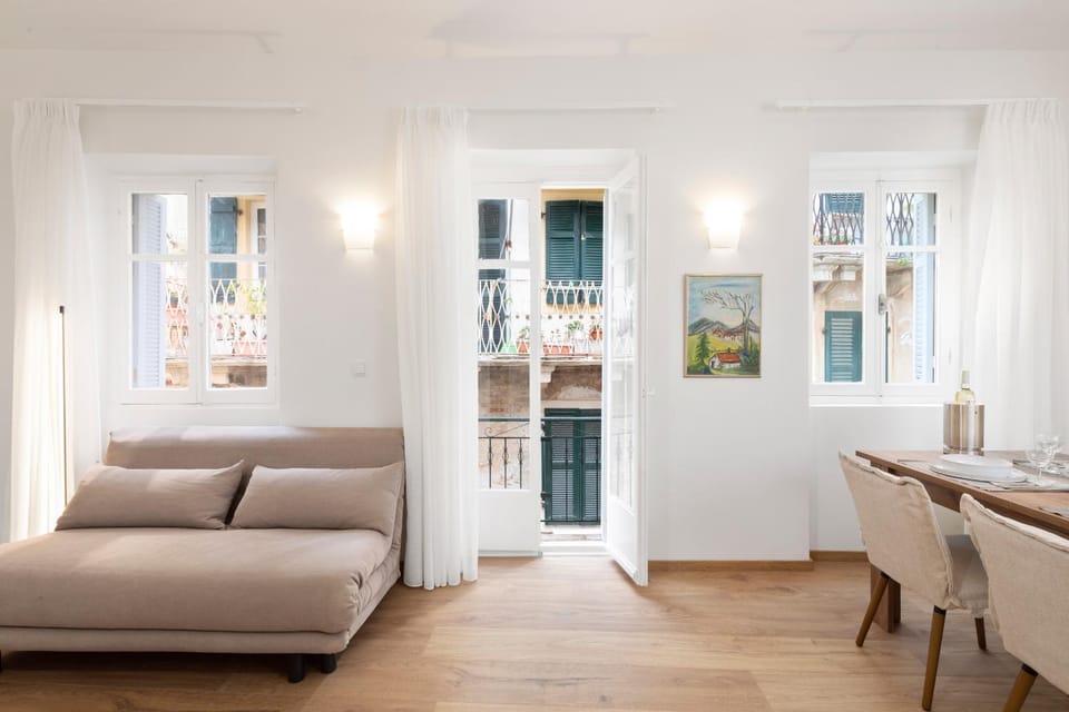 Living room, Photo of the whole room, Seating area, Dining area, Quiet street view