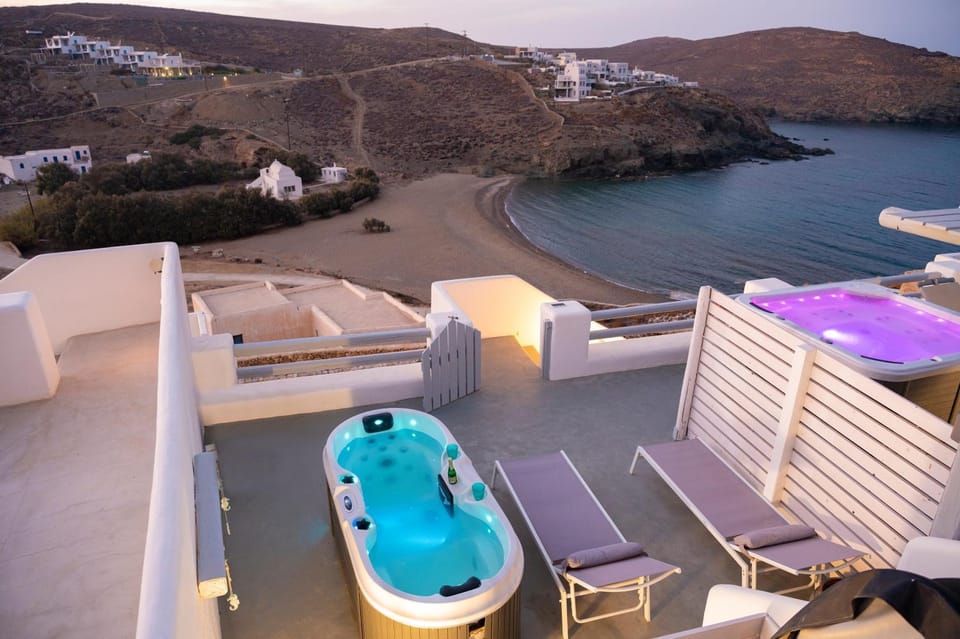 Seaview Mesonette with private Hot tub House in Decentralized Administration of the Aegean
