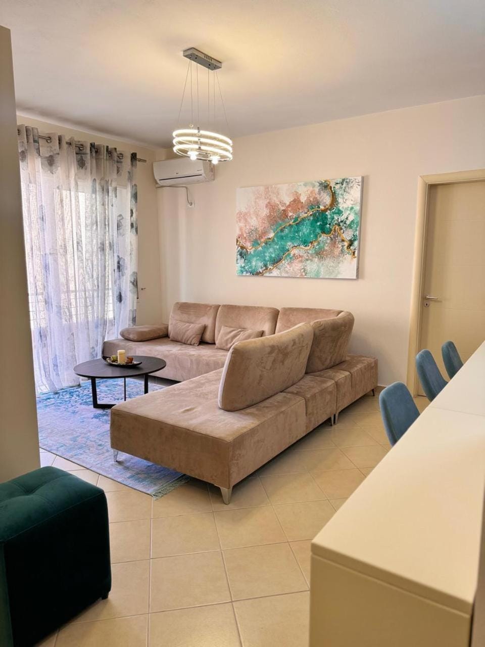 ZaYoM Apartment Apartment in Sarandë
