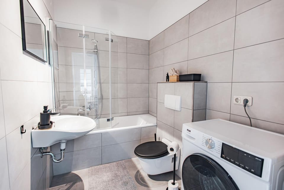 Shower, Bathroom, Bath