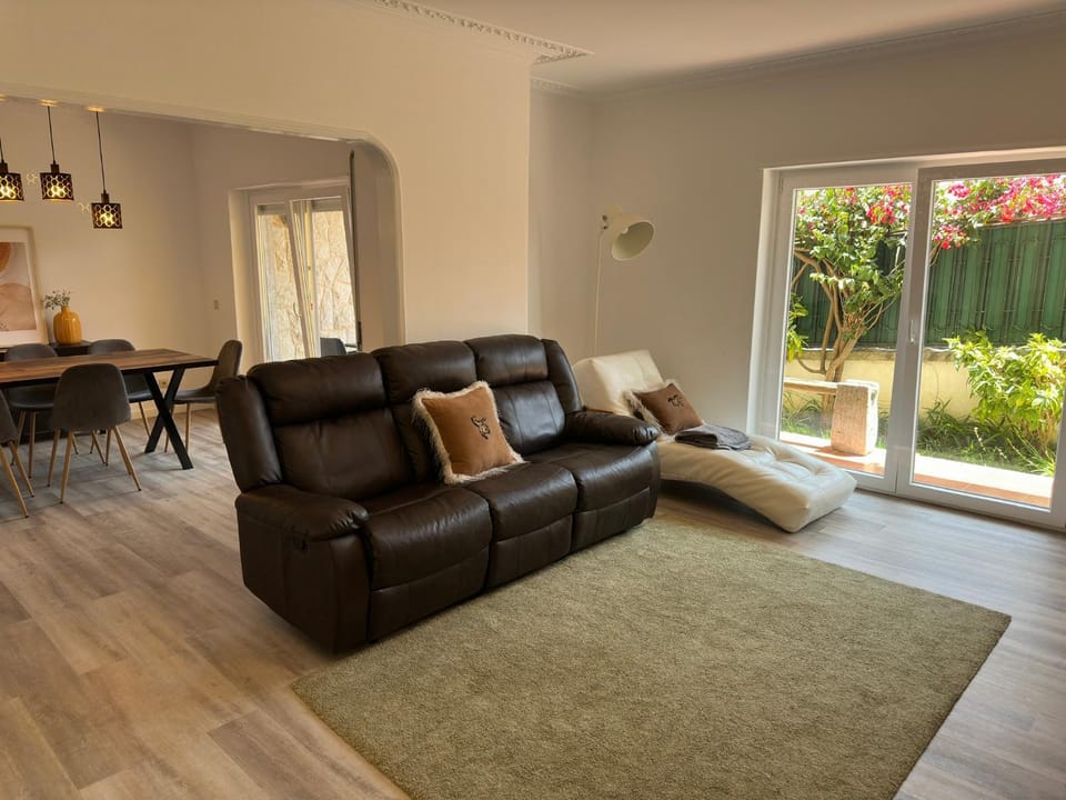 Bay Golf House Villa in Cascais