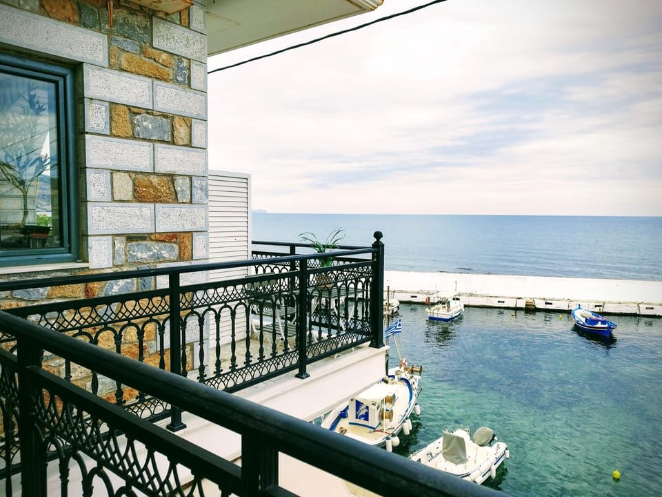View (from property/room), Balcony/Terrace, Sea view