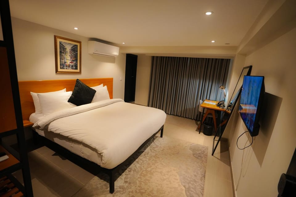 Photo of the whole room