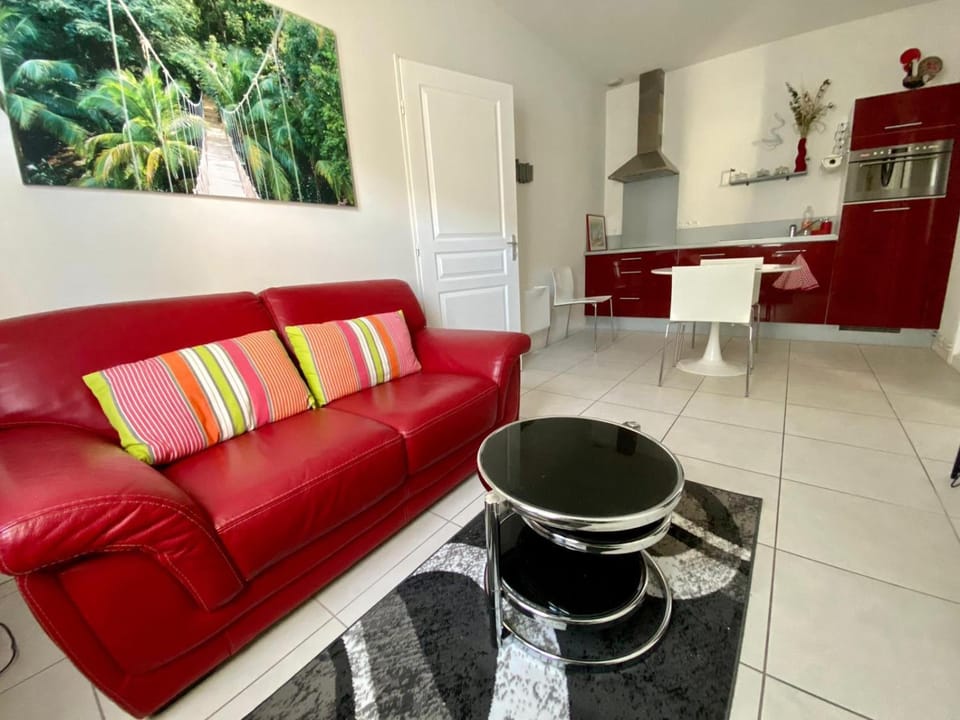 Micca Apartment in Nouvelle-Aquitaine