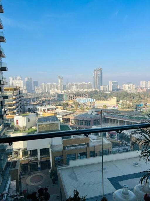 Luxury Studios Key8 (2BHK) with Pretty Urbana View Apartment in Gurugram