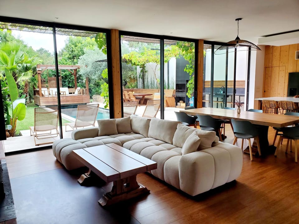 Luxury Bali Villa in Hossegor 5 stars- Pool & Petanque Villa in Hossegor