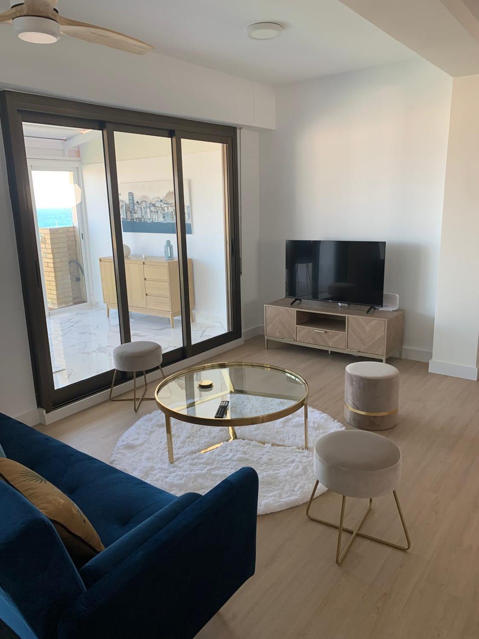 Communal lounge/ TV room, Living room