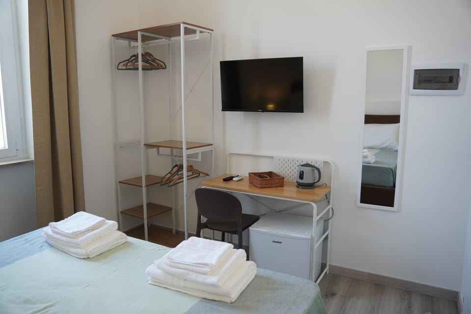 BARI VICA ROOMS Bed and Breakfast in Bari