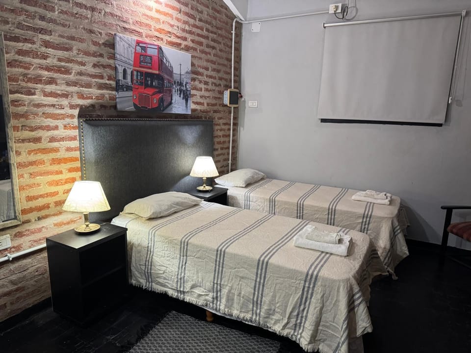 FA Temporarios 2 - Monoambiente zona Cardiológico - cochera Apartment in Corrientes