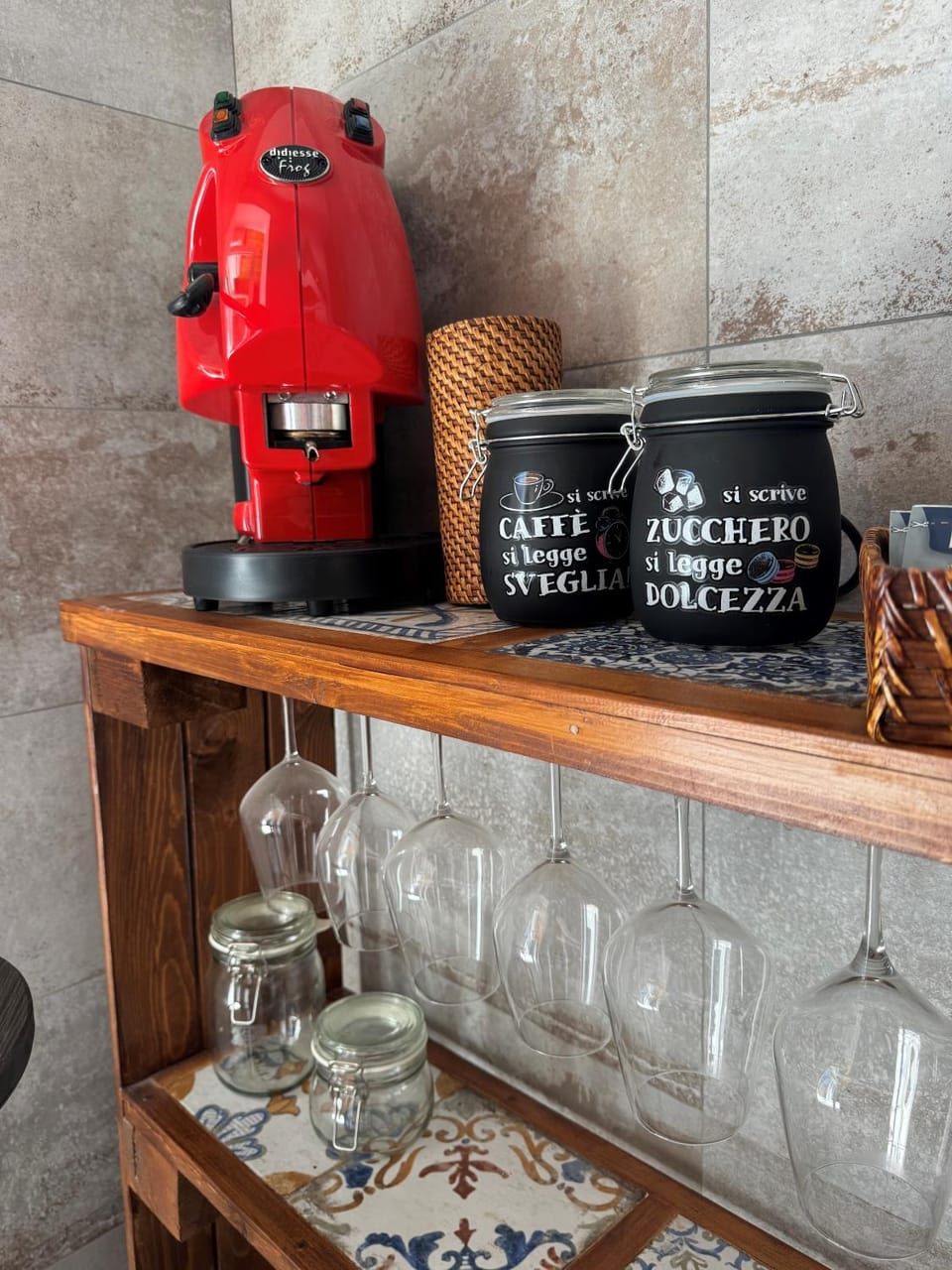 Coffee/tea facilities