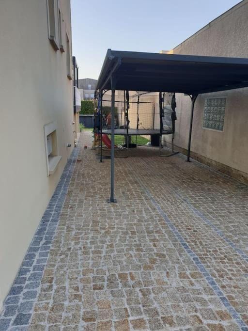 Logement Proche Disneyland et Paris Apartment in Lagny-sur-Marne