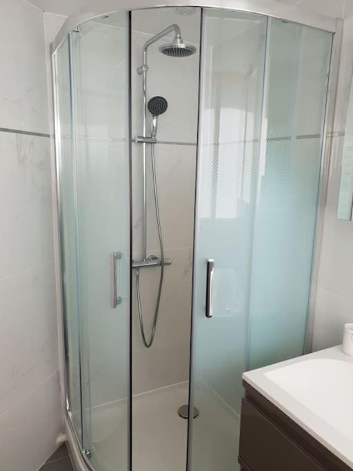 Logement Proche Disneyland et Paris Apartment in Lagny-sur-Marne