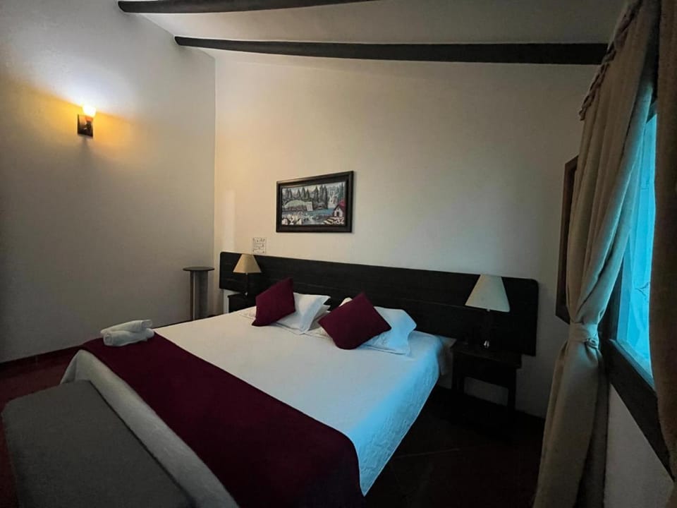 Bed, Photo of the whole room