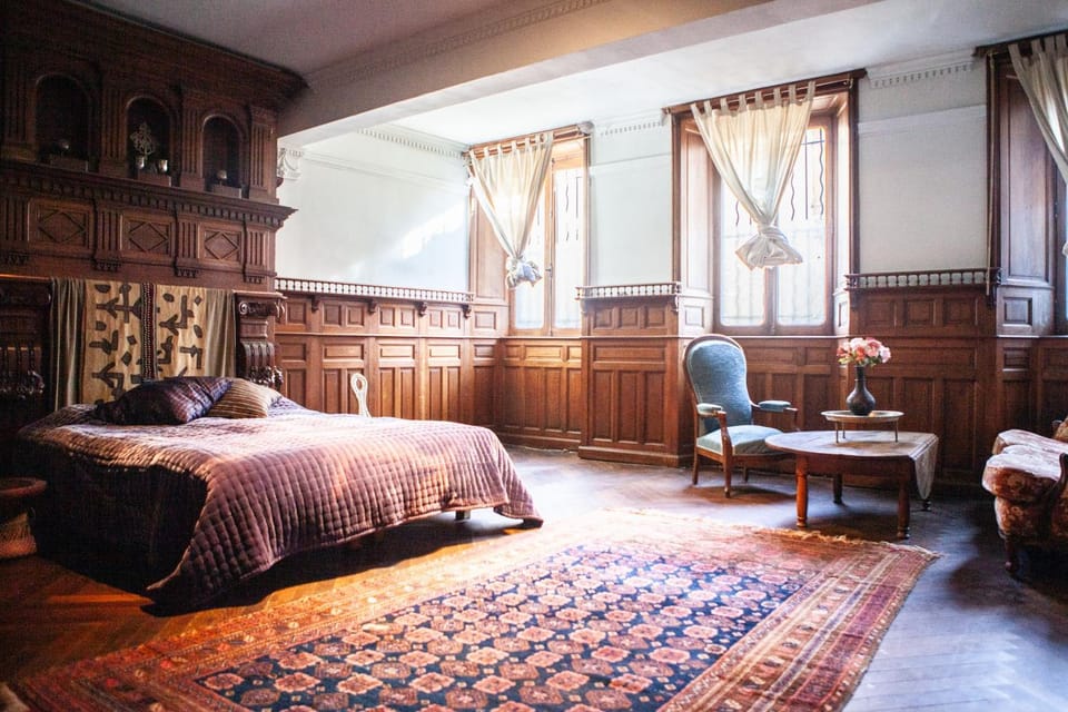 Chateau in medieval Bastide - Sleeps up to 17 House in Occitanie