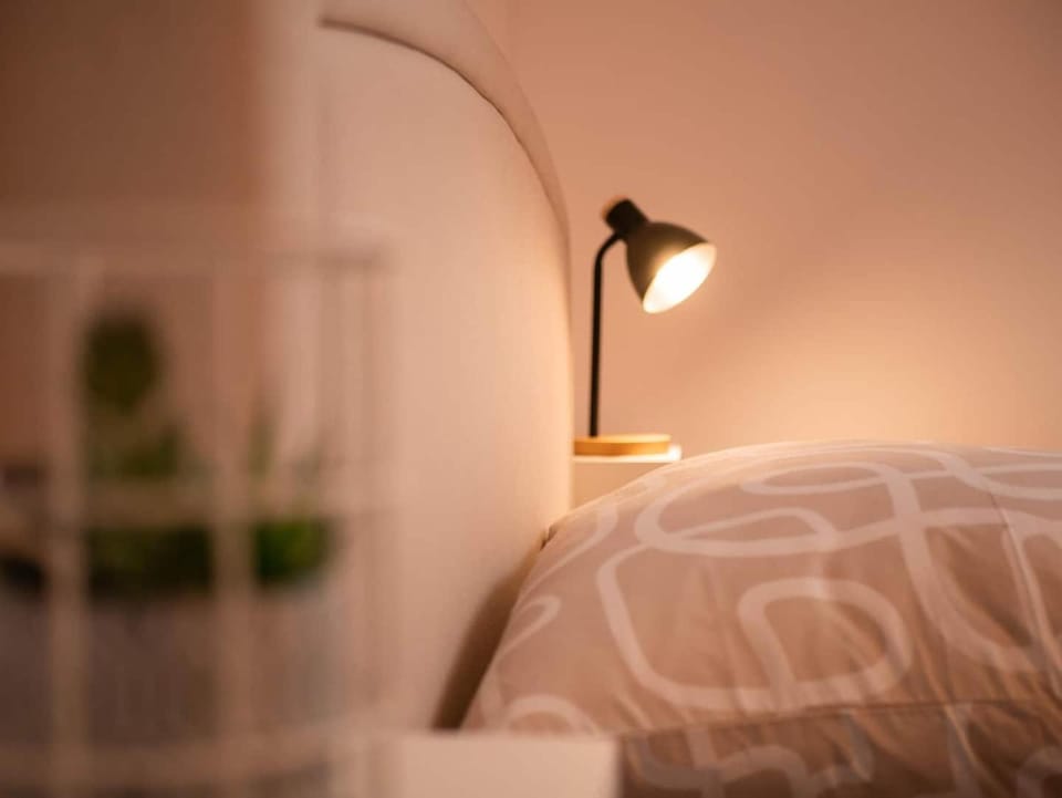 Bed, Photo of the whole room, Decorative detail, Bedroom