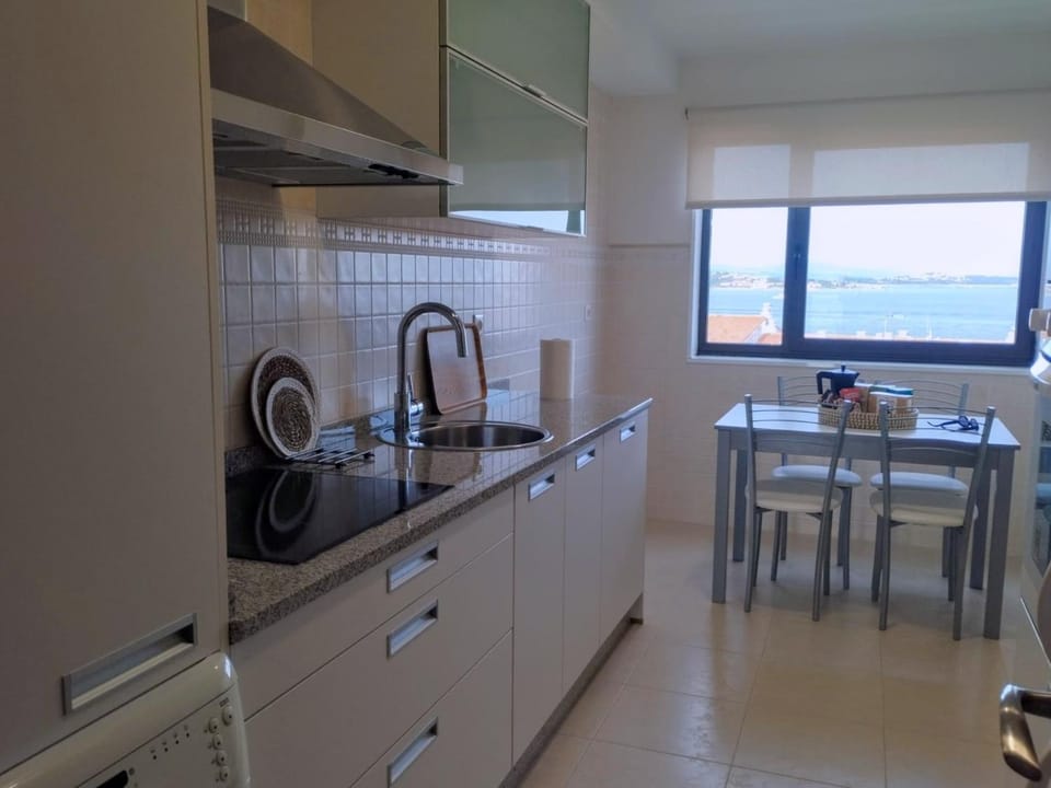 Kitchen or kitchenette, Dining area, dishwasher, stove, toaster