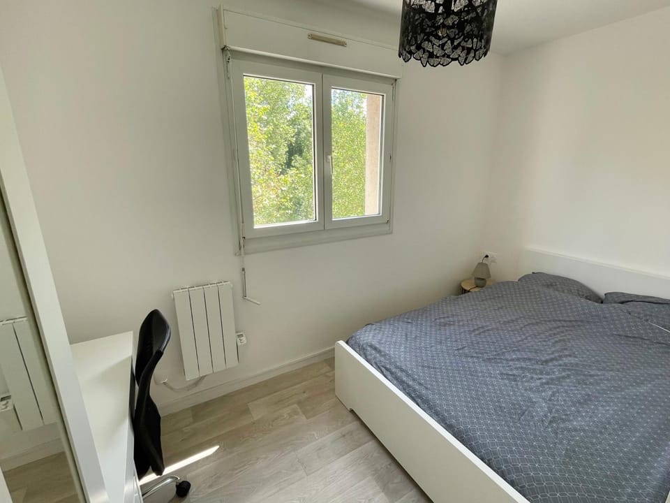 Appartement avec Loggia et Parking privé Apartment in Normandy
