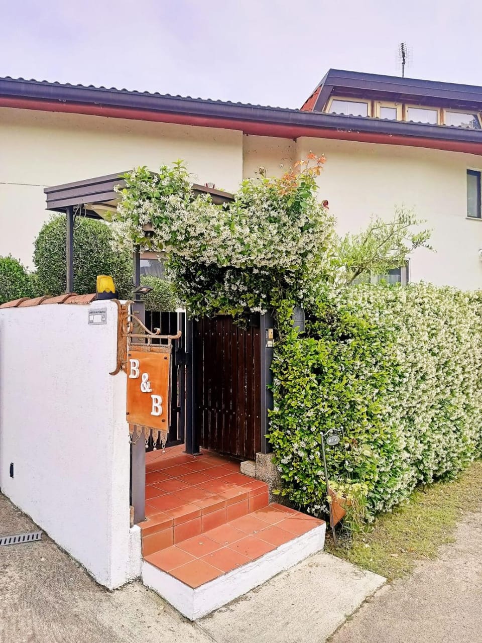 Property building, Day